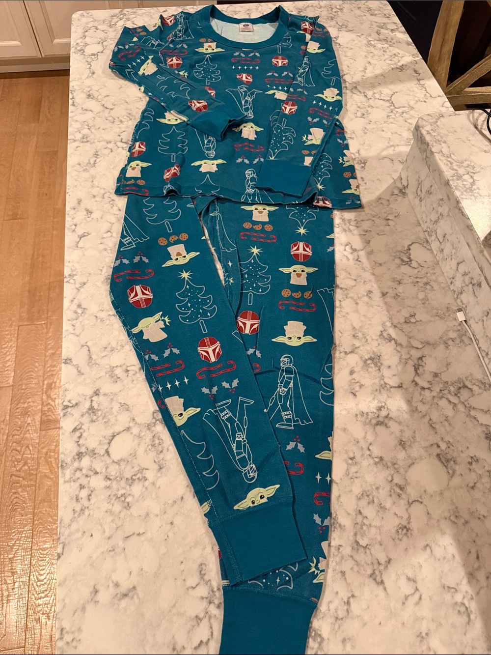 Hanna Andersson Teal Star Wars Grogu Holiday Pajama Set